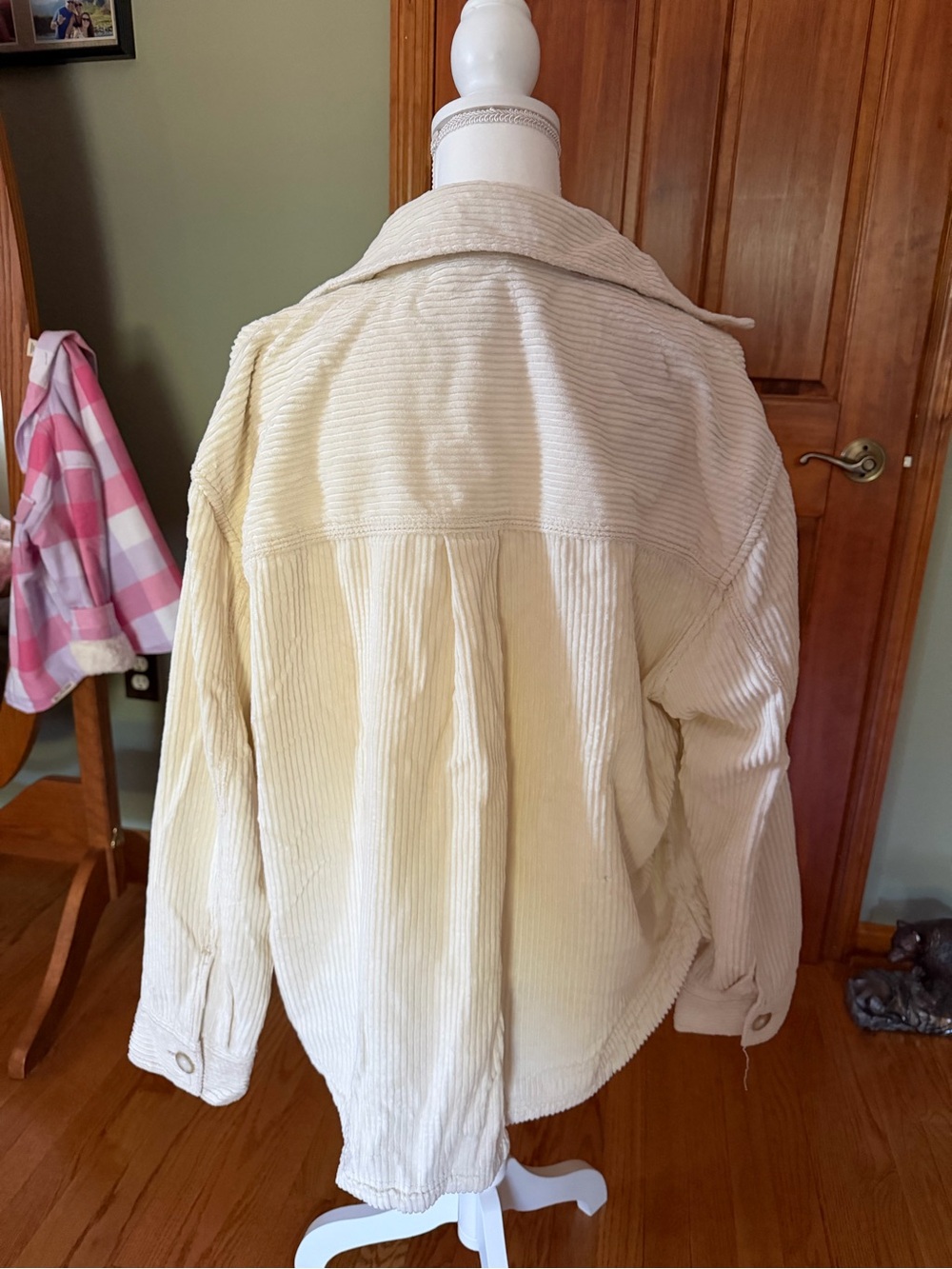 American Eagle Outfitters Cream Corduroy Shacket